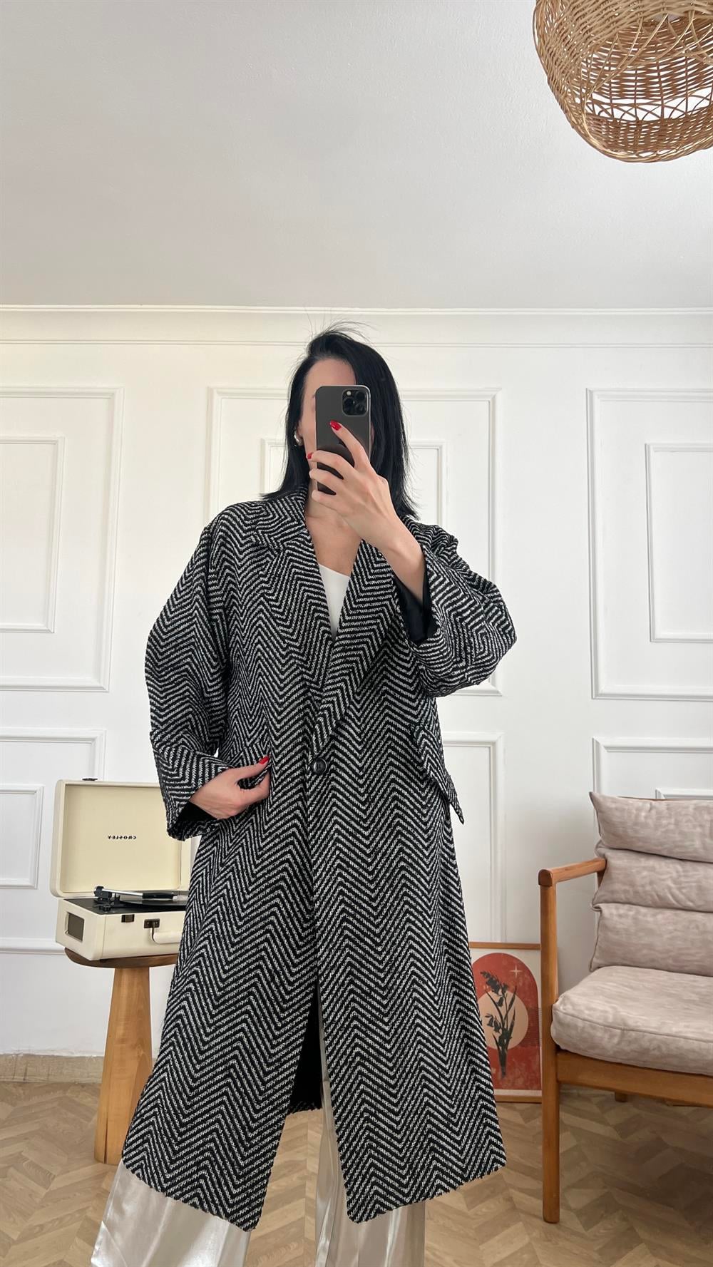 Siyah Gri Balık Sırtı Oversize Kaban