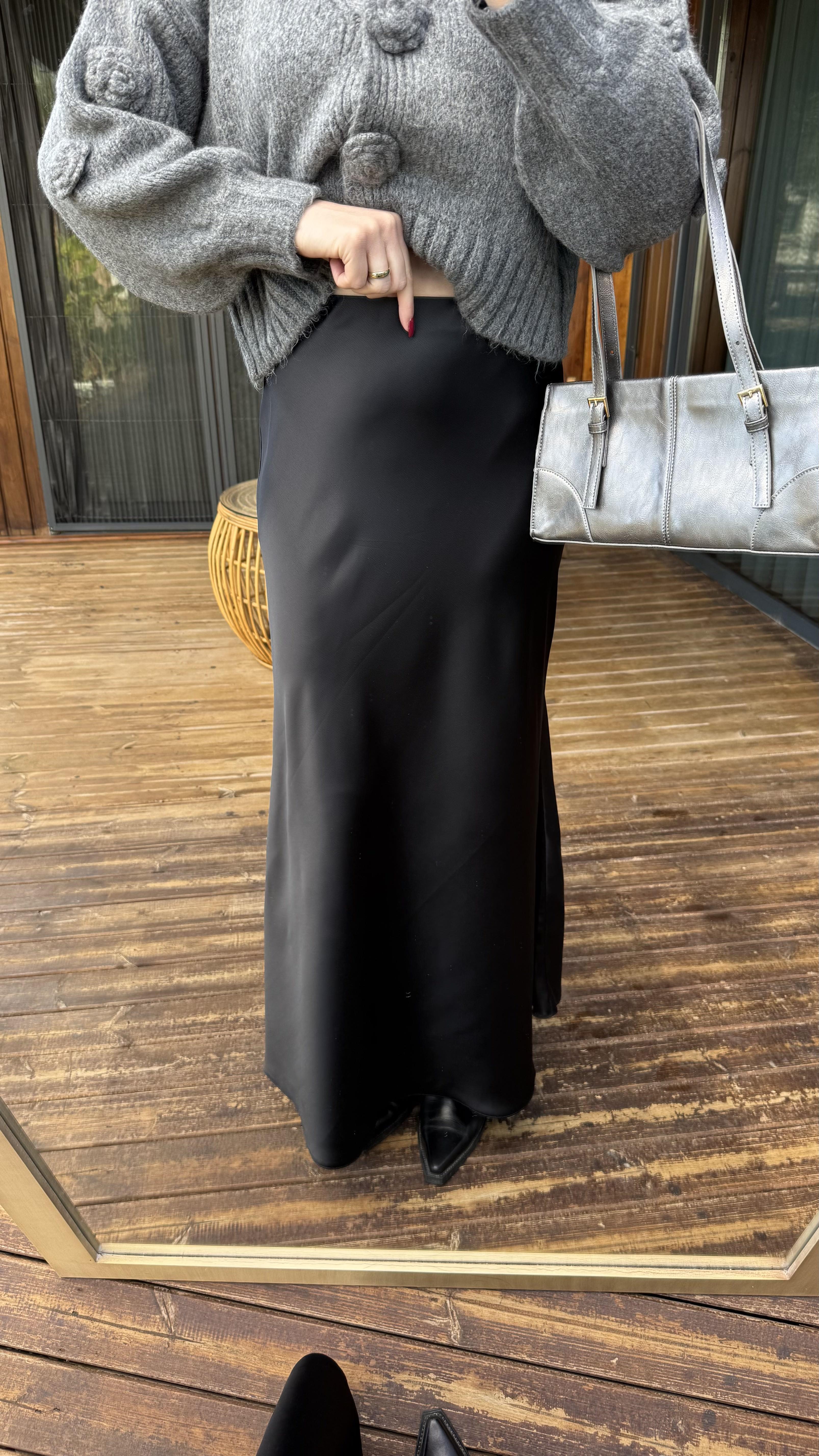Siyah Maxi Boy Tok Saten Etek