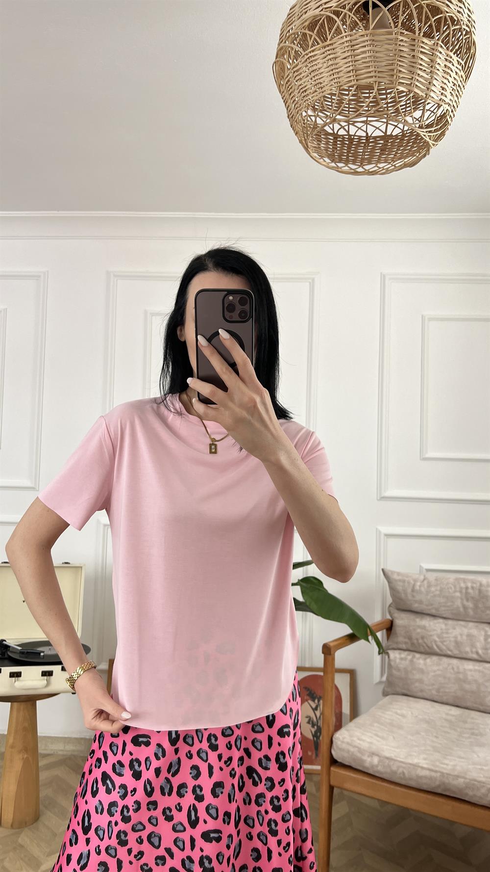 Toz Pembe Dokulu Tshirt