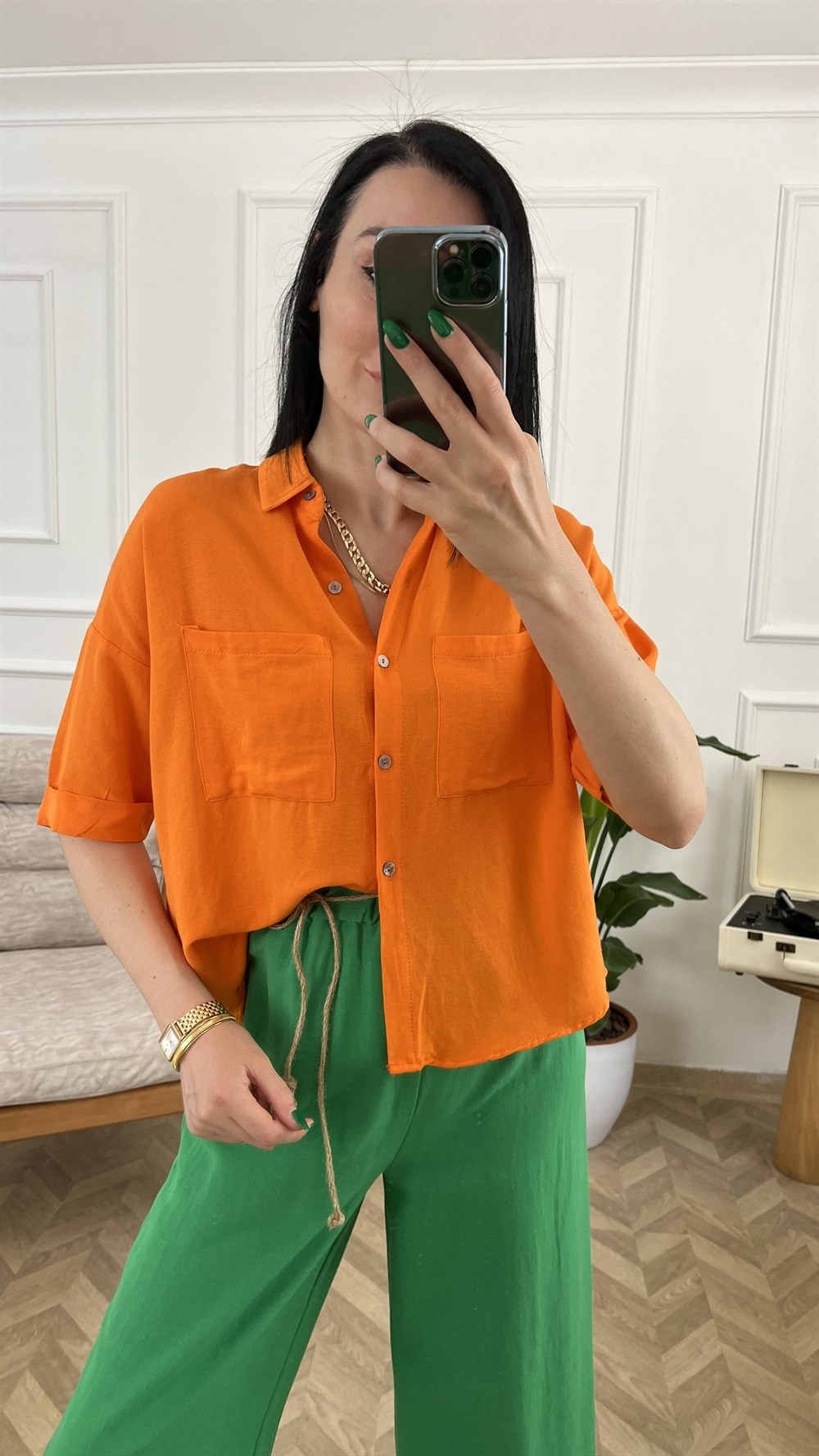 Turuncu Cepli Keten Gömlek 