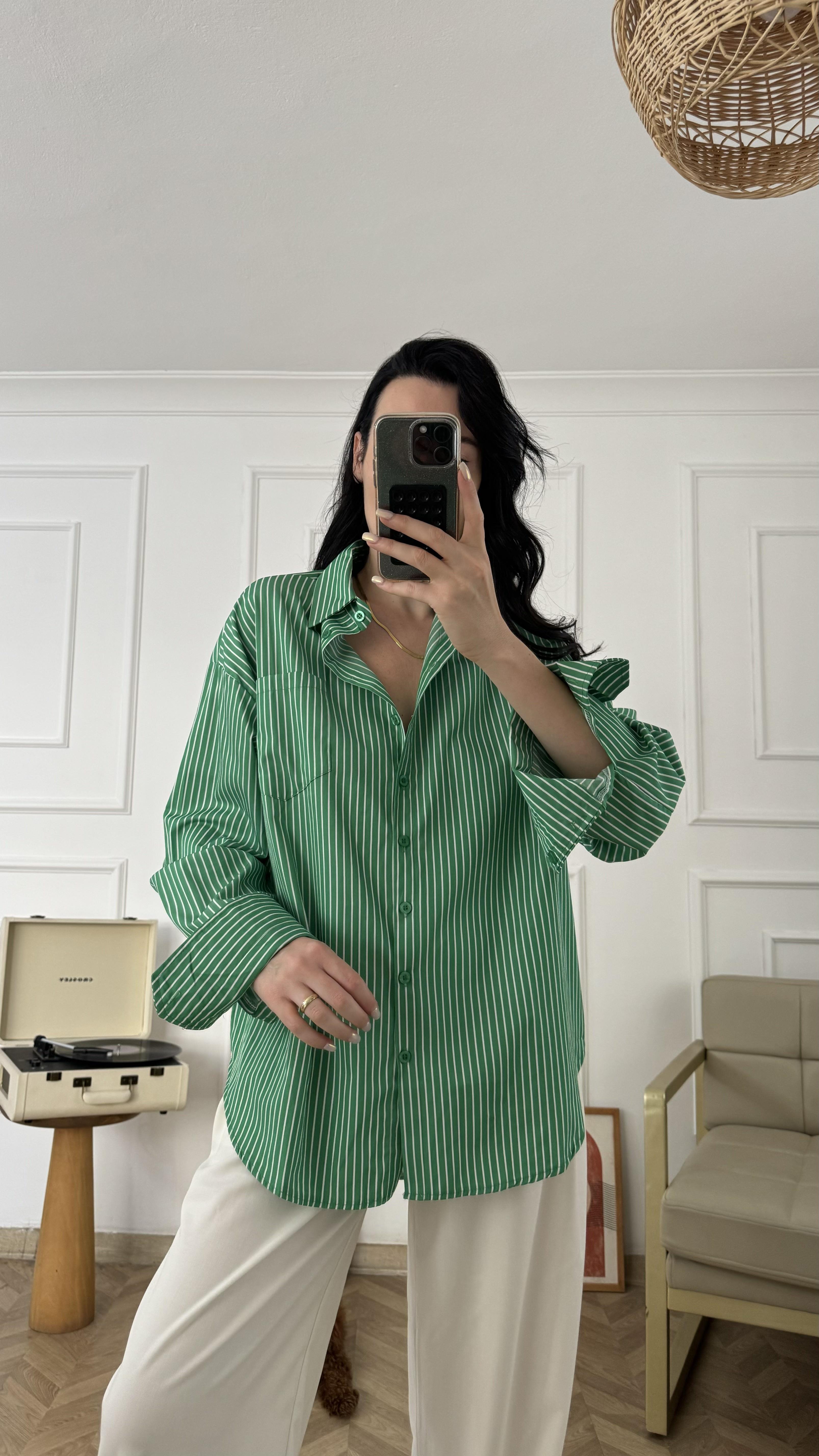 Yeşil Beyaz Çizgili Oversize Gömlek
