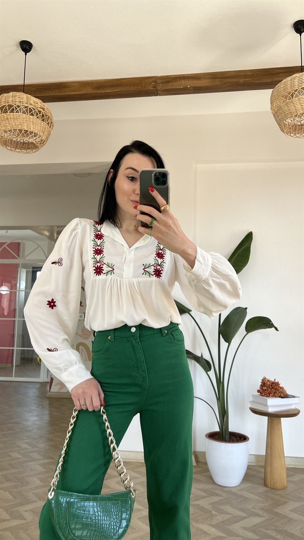 Yeşil Bordo Nakış Detaylı Bluz