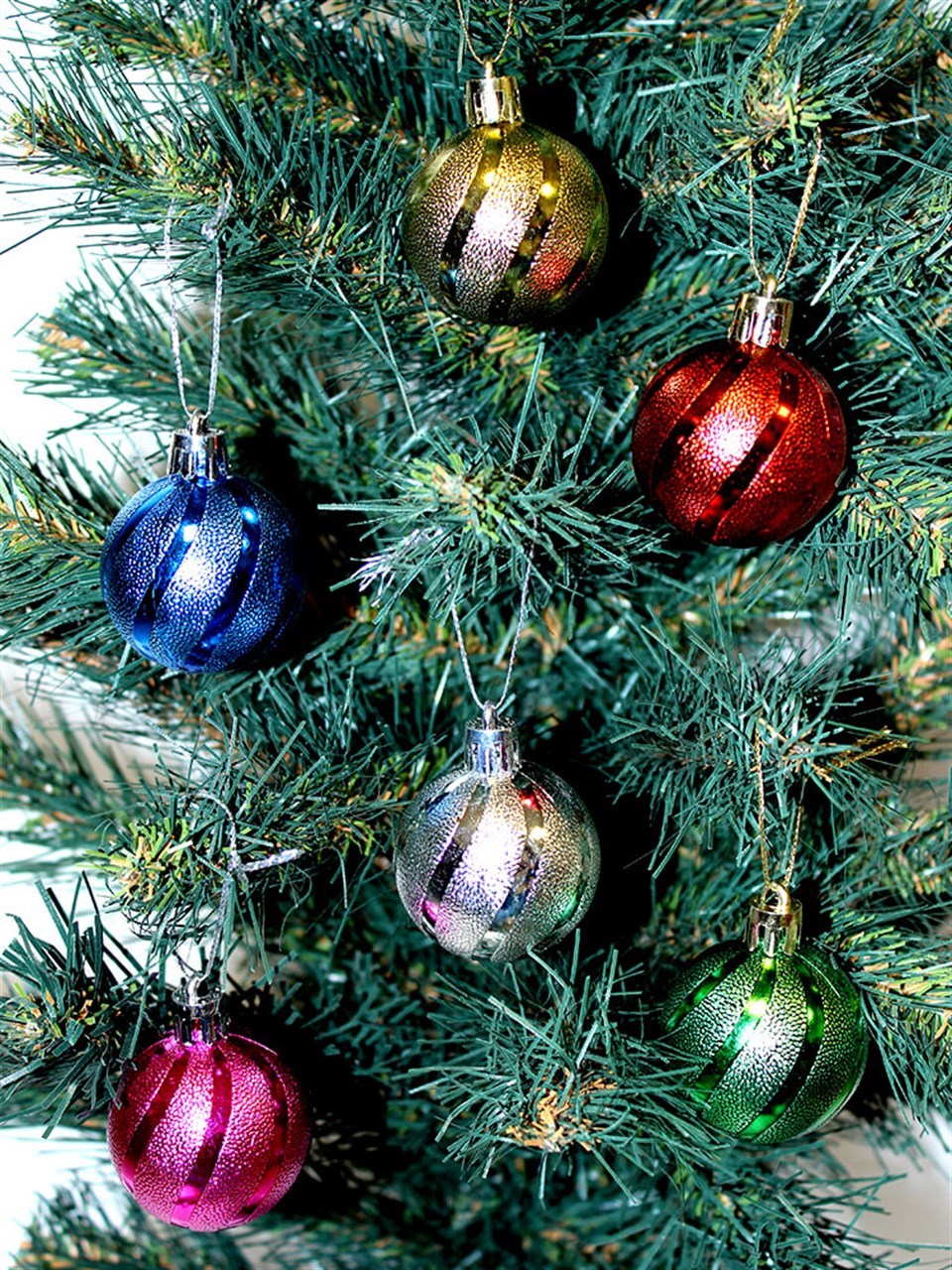 Çam Ağacı Süsü Renkli Dalgalı 6lı 4cm