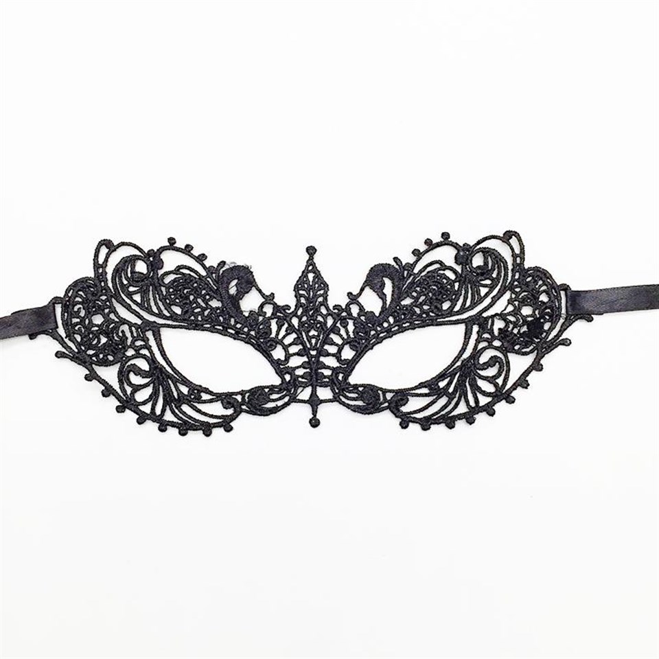 Dantelli Maske, Siyah