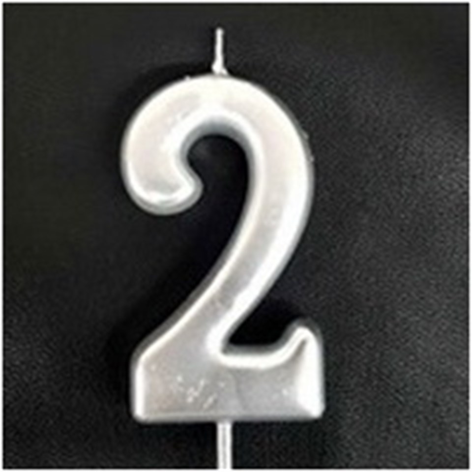 Gümüş Rakam Mum, 2