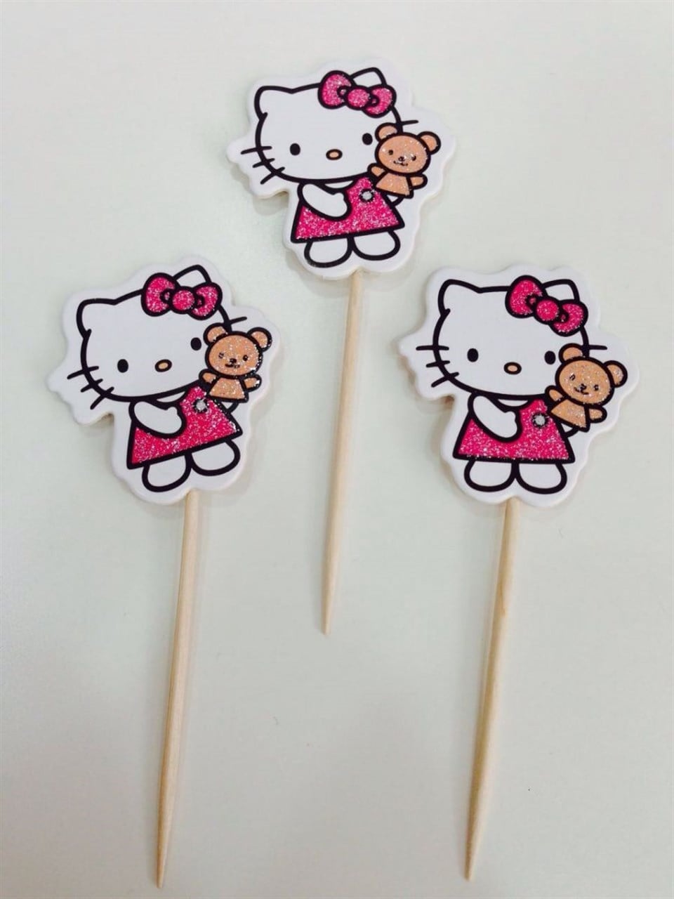 Hello Kitty Kürdan