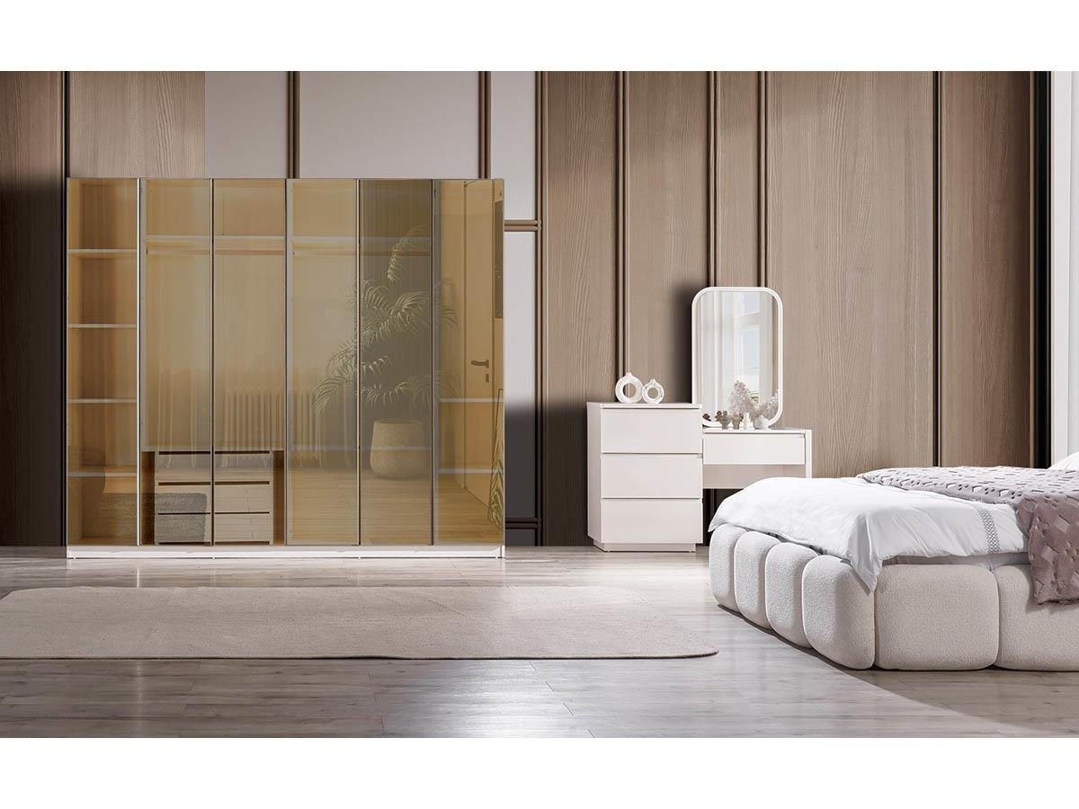 Como Cam Kapaklı Yatak Odası