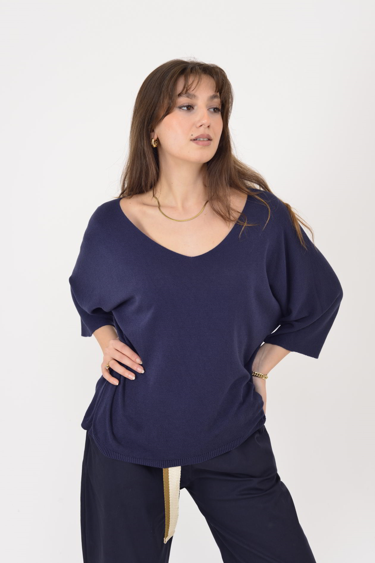 19004 V YAKA TRİKO BLUZ