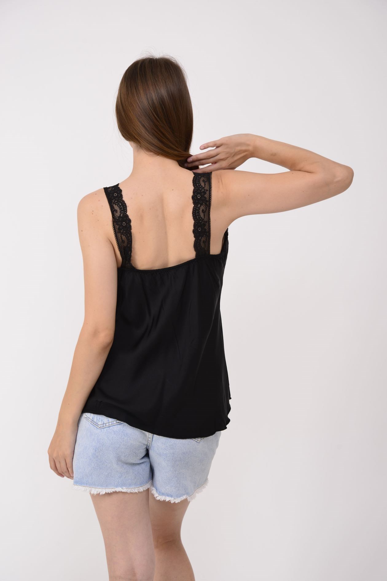 21336 V YAKA ASKILI DANTELLİ BLUZ