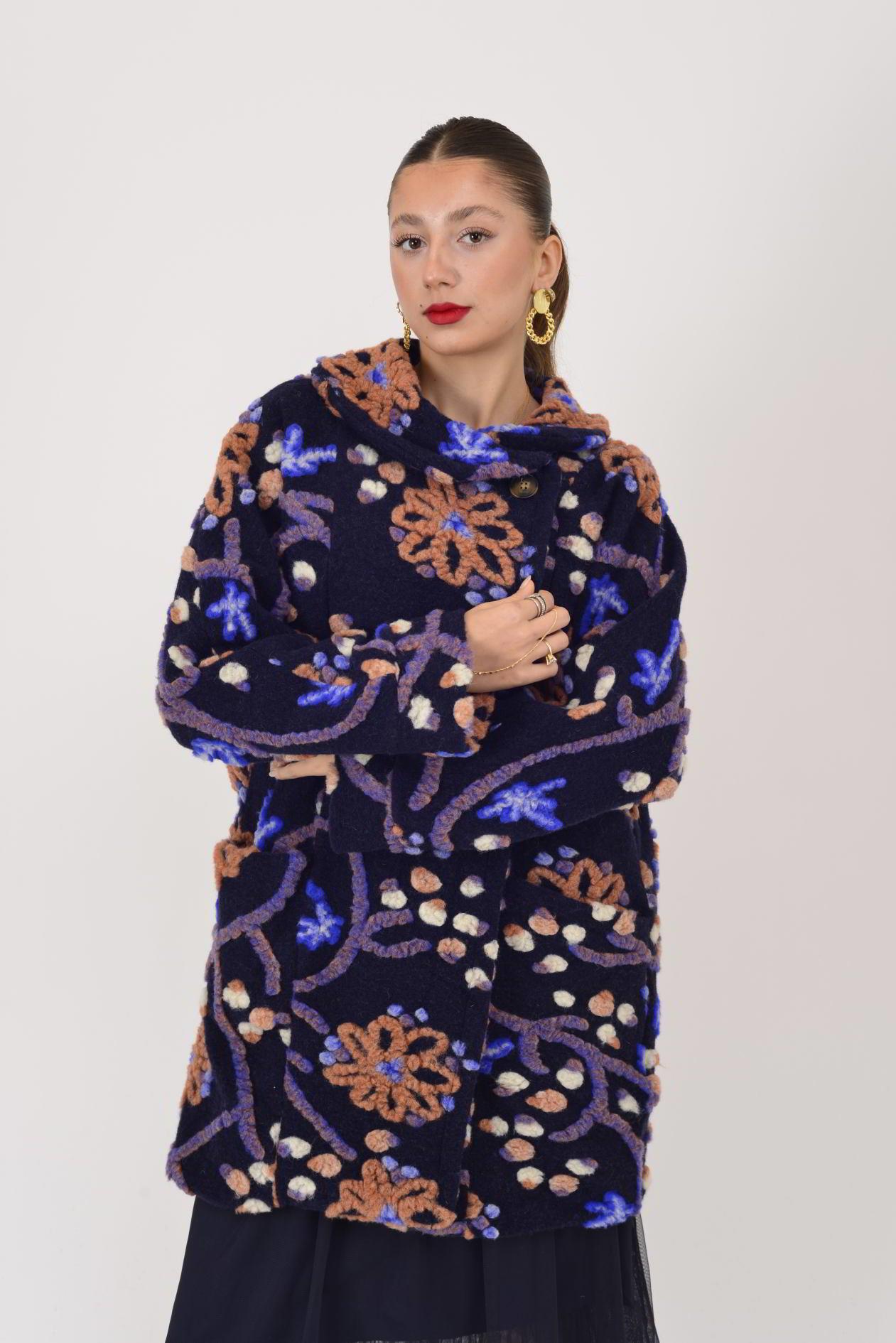 60986 ÇİÇEK KABARTMALI ŞAL YAKA KEÇE KABAN