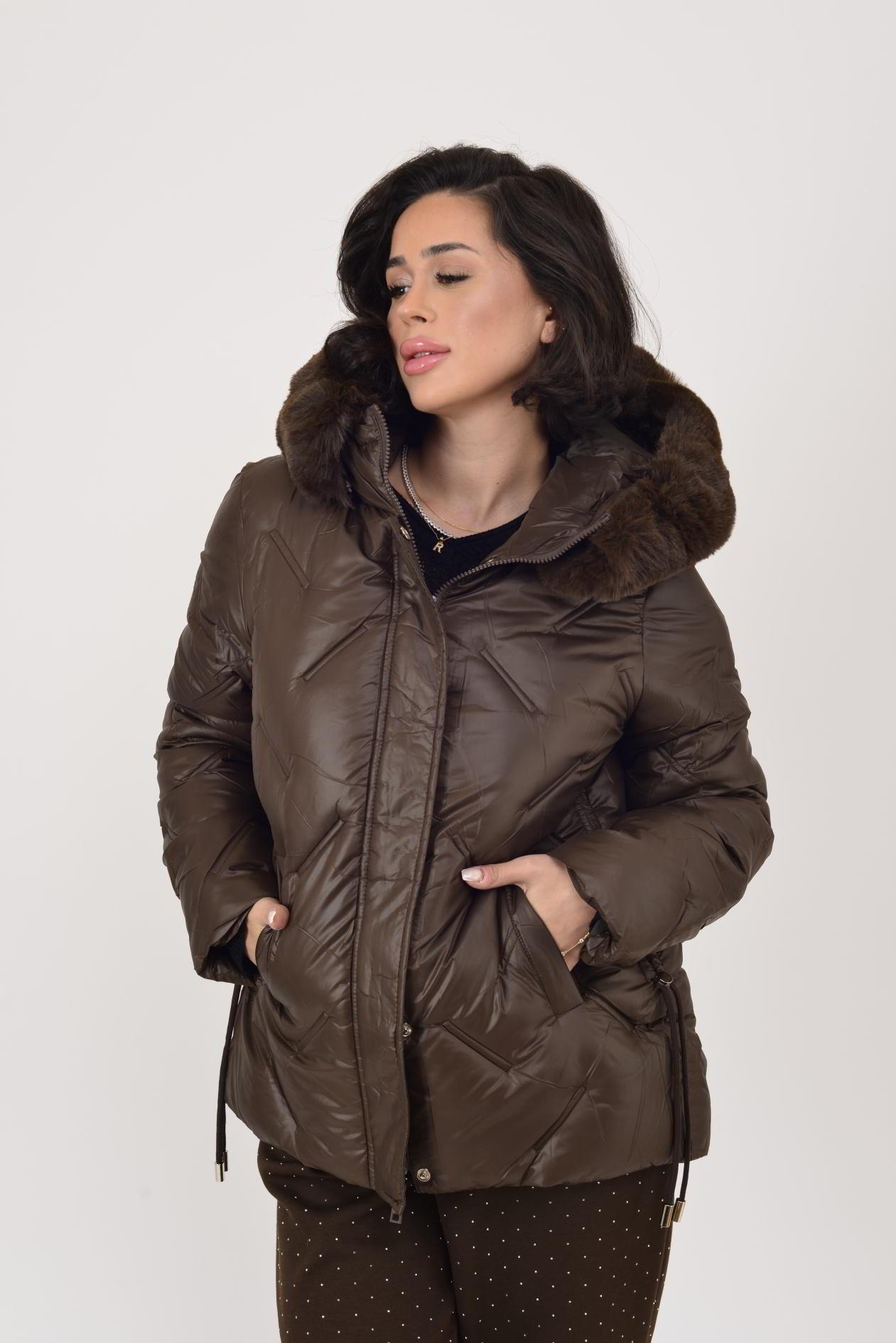 8657 KÜRK DETAYLI KAPÜŞONLU KAPİTONE MONT