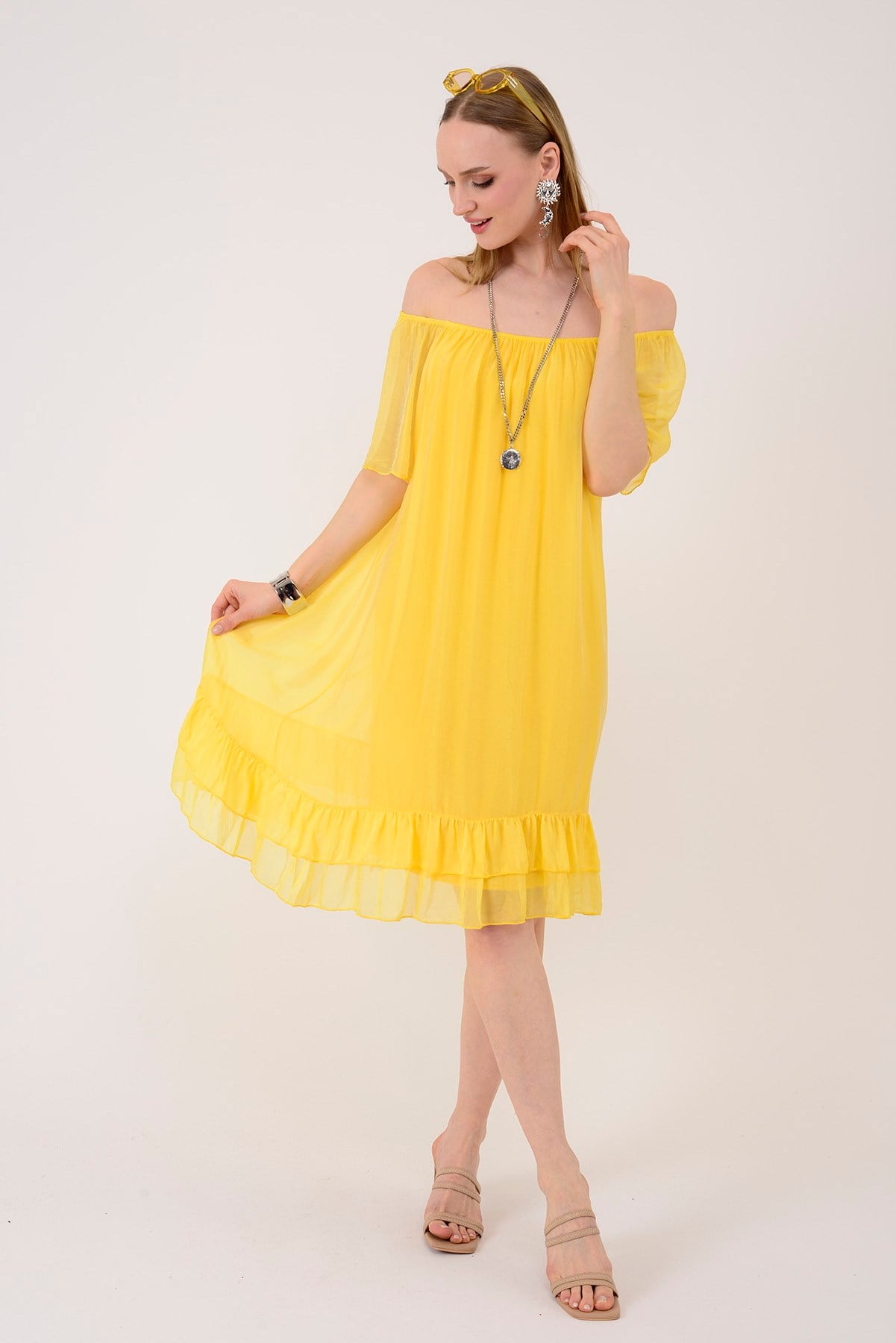 9606 MADONNA YAKA KISA İPEK ELBİSE