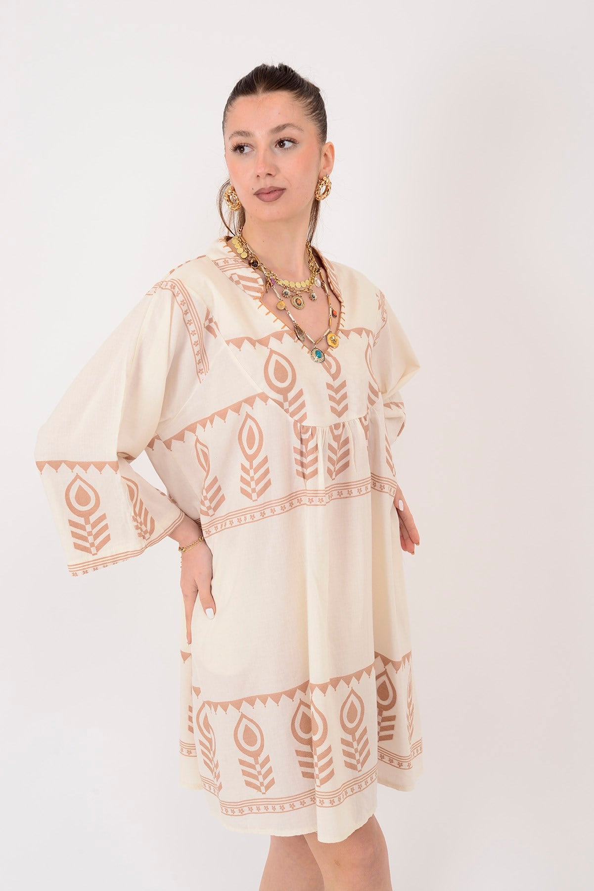 AN10716 DAMLA DESEN V YAKA KISA ELBİSE