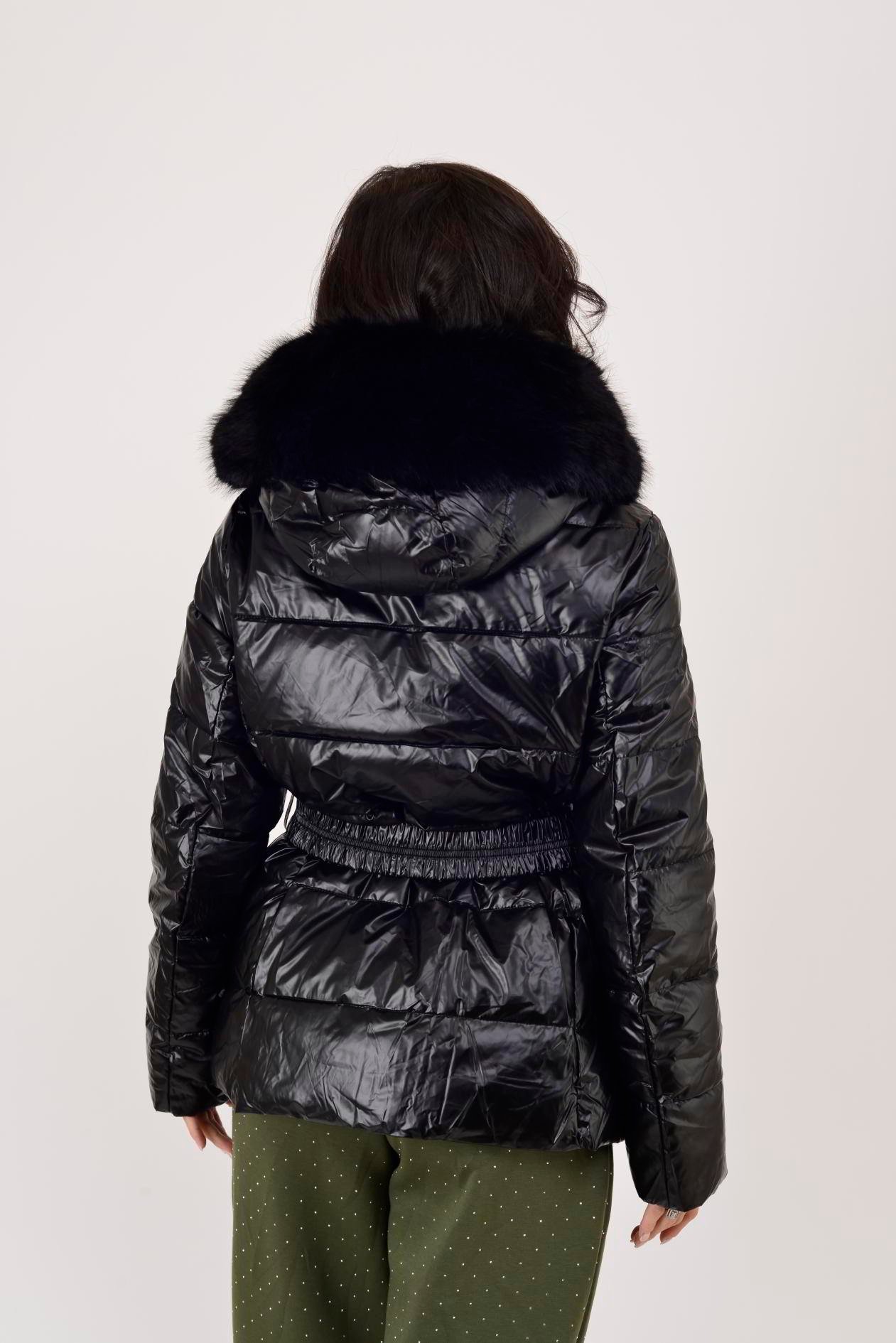 M069 KEMER DETAYLI KÜRKLÜ KAPİTONE MONT