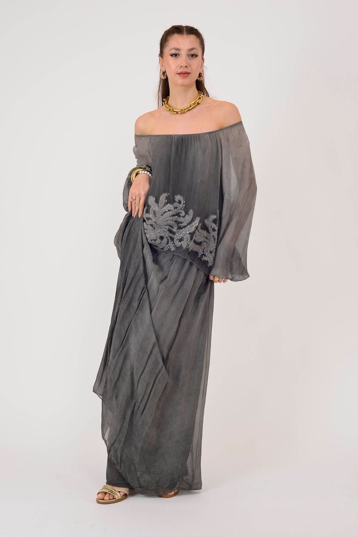 SN510 MADONNA YAKA KABARTMALI PAYET DETAYLI İPEK ELBİSE