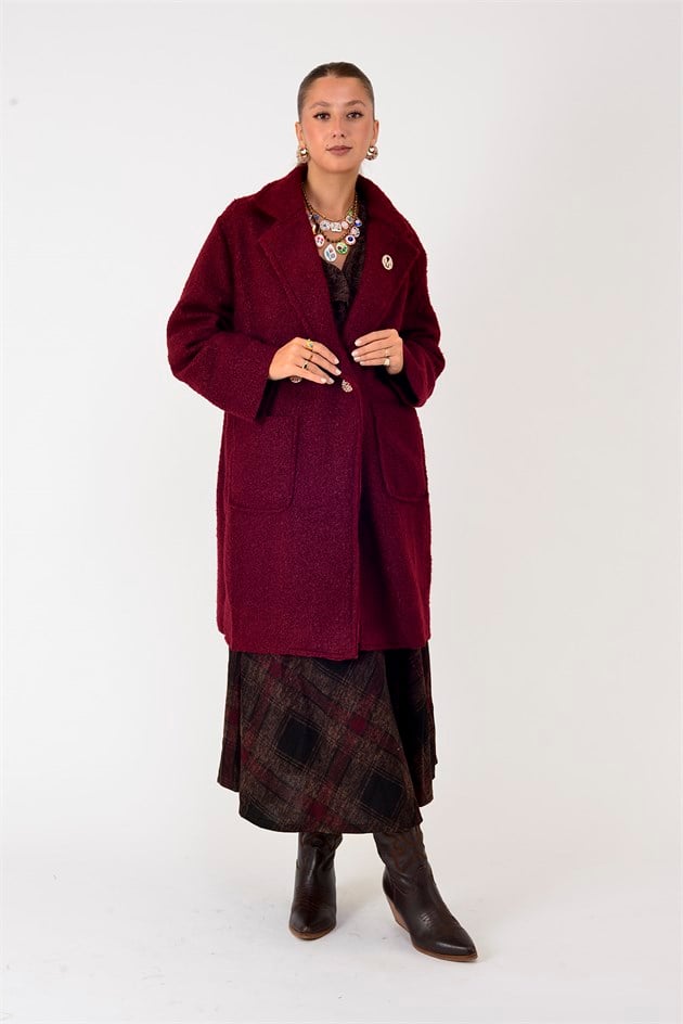 065 BROŞ DETAYLI KRUVAZE YAKA BÜRÜMCÜK KABAN