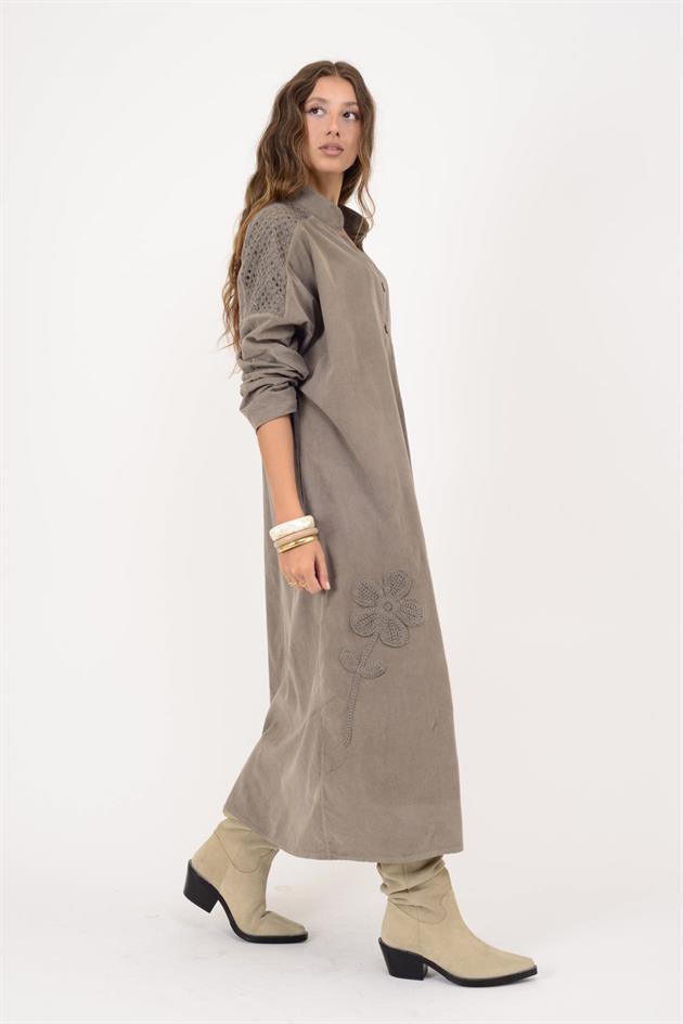 11383 LOVA ÇİÇEK KABARTMALI FİSTO DETAYLI FİTİLLİ ELBİSE