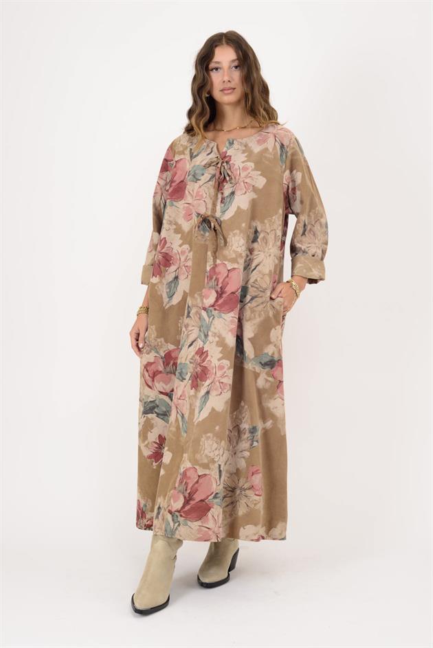 11411 LOVA ÇİÇEK DESEN DÜĞME DETAYLI FİTİLLİ ELBİSE