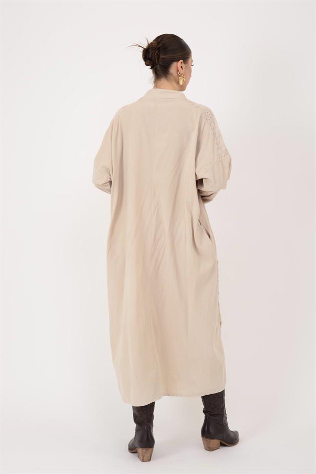 11444 LOVA ÇİÇEK KABARTMALI PUL DETAYLI FİTİLLİ KADİFE ELBİSE