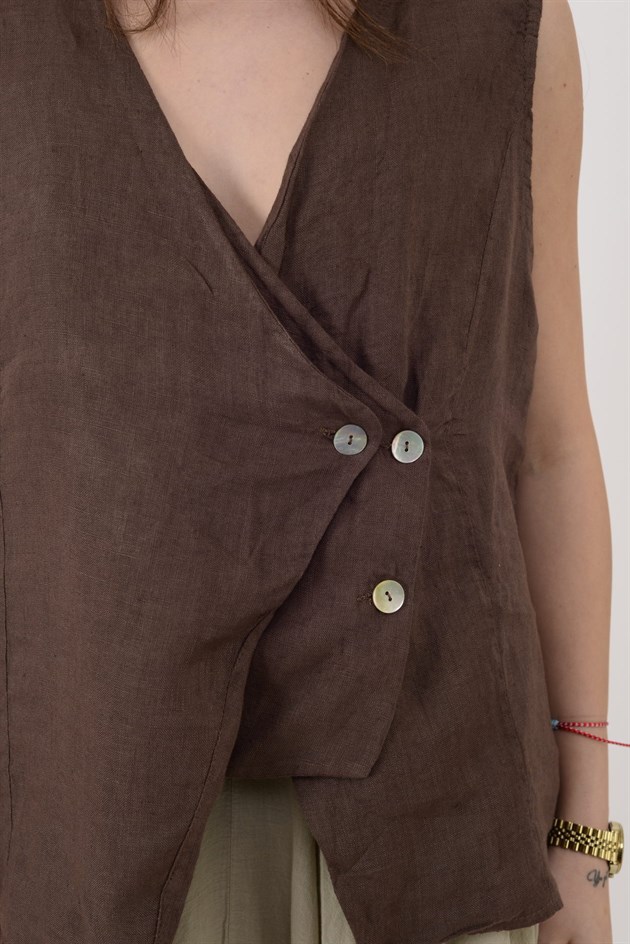 12169 ASİMETRİK KRUVAZE KOLSUZ KETEN BLUZ