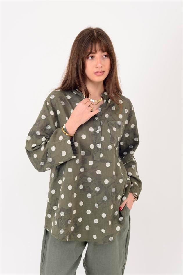 15455F-111 PUANTİYE DESEN ÜÇ DÜĞMELİ GÖMLEK