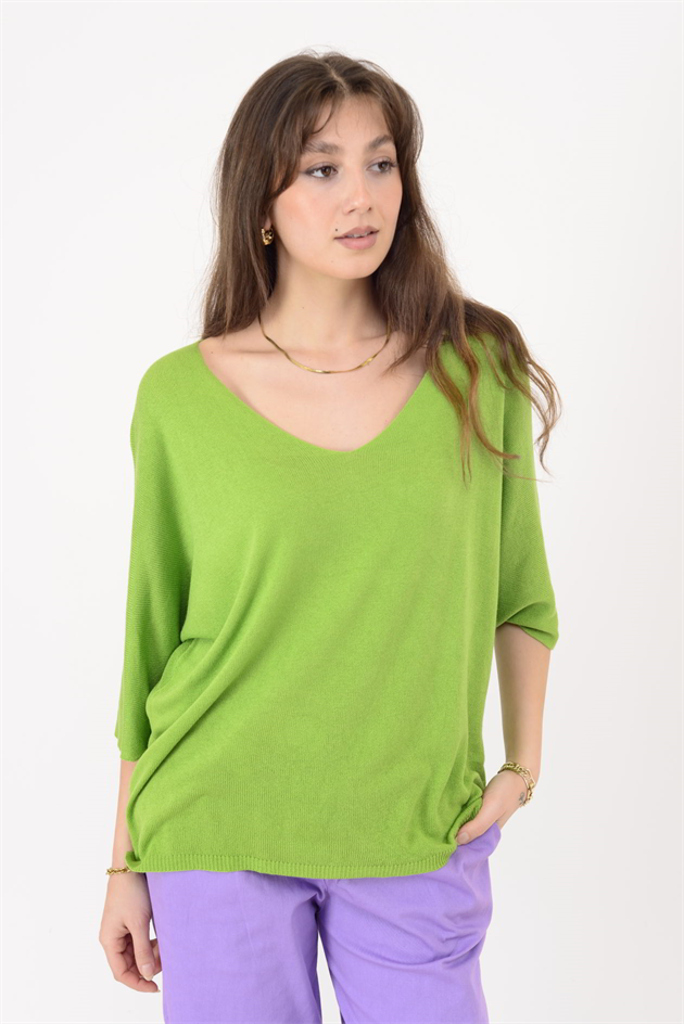 19004 V YAKA TRİKO BLUZ