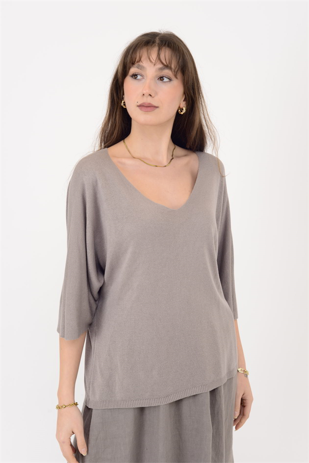 19004 V YAKA TRİKO BLUZ