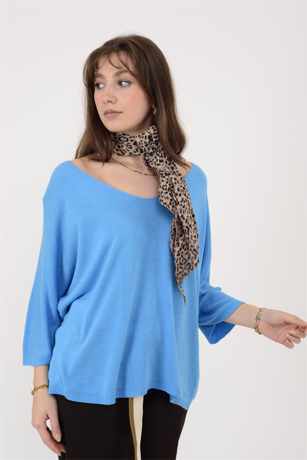 19004 V YAKA TRİKO BLUZ