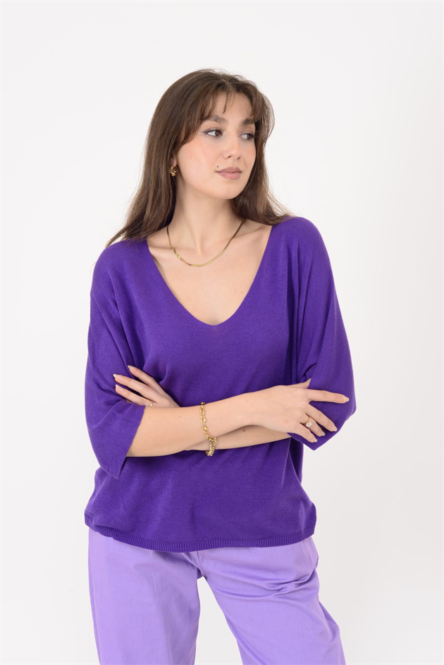 19004 V YAKA TRİKO BLUZ