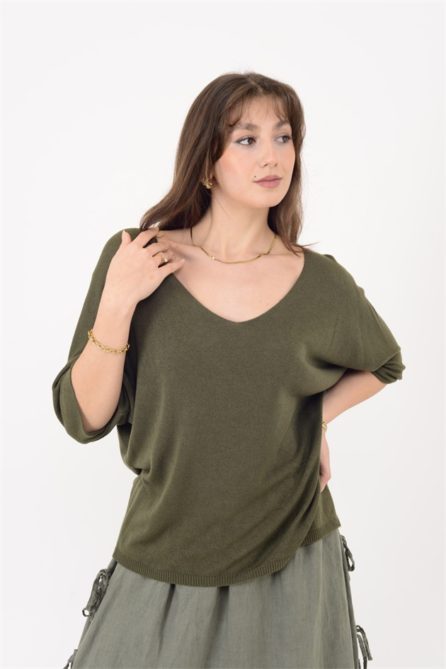 19004 V YAKA TRİKO BLUZ