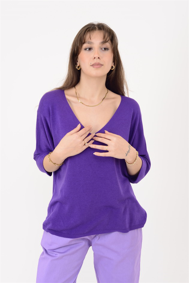 19004 V YAKA TRİKO BLUZ