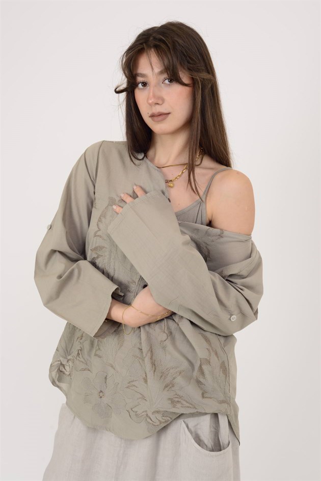 19103 PAYET DETAYLI İŞLEMELİ PAMUK BLUZ