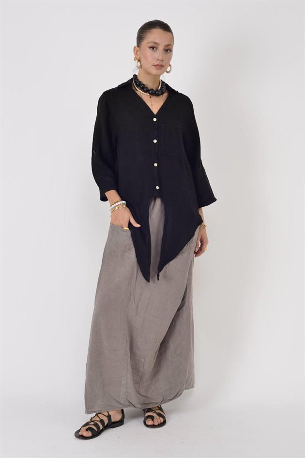 20-62 SIRTI GÜPÜRLÜ ÖNDEN BAĞLAMALI KETEN GÖMLEK