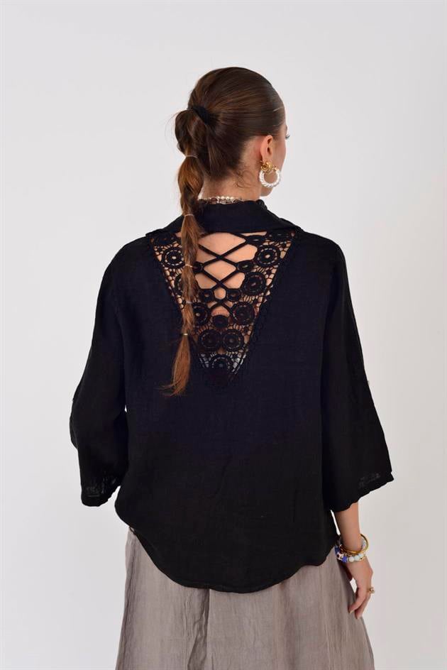 20-62 SIRTI GÜPÜRLÜ ÖNDEN BAĞLAMALI KETEN GÖMLEK