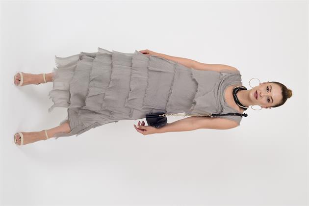 2031 KAT KAT İPEK ELBİSE