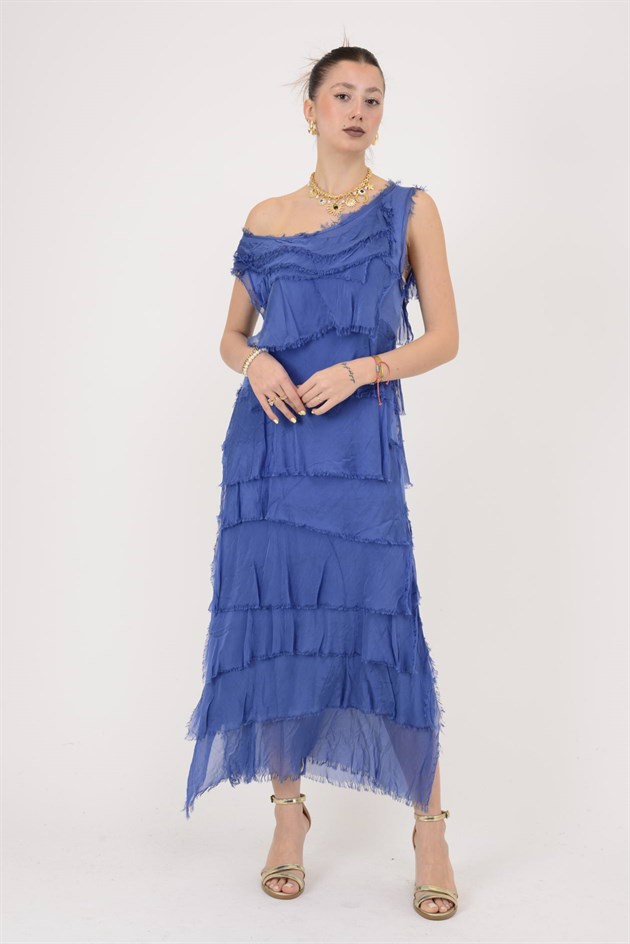 2031 KAT KAT İPEK ELBİSE