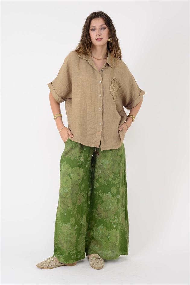 20341 KABARTMALI ÇİÇEK DETAYLI KISA KOL KETEN GÖMLEK