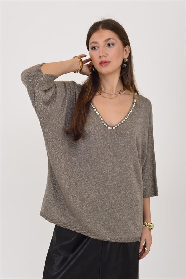 21130 İNCİ İŞLEMELİ V YAKA SİMLİ TRİKO