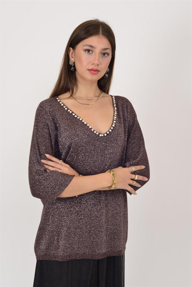 21130 İNCİ İŞLEMELİ V YAKA SİMLİ TRİKO