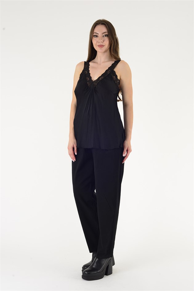 21336 KALIN ASKILI DANTELLİ SATEN BLUZ