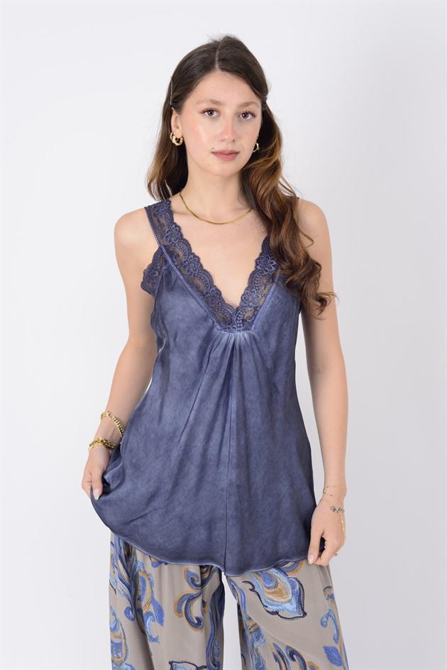 21336 V YAKA ASKILI DANTELLİ BLUZ