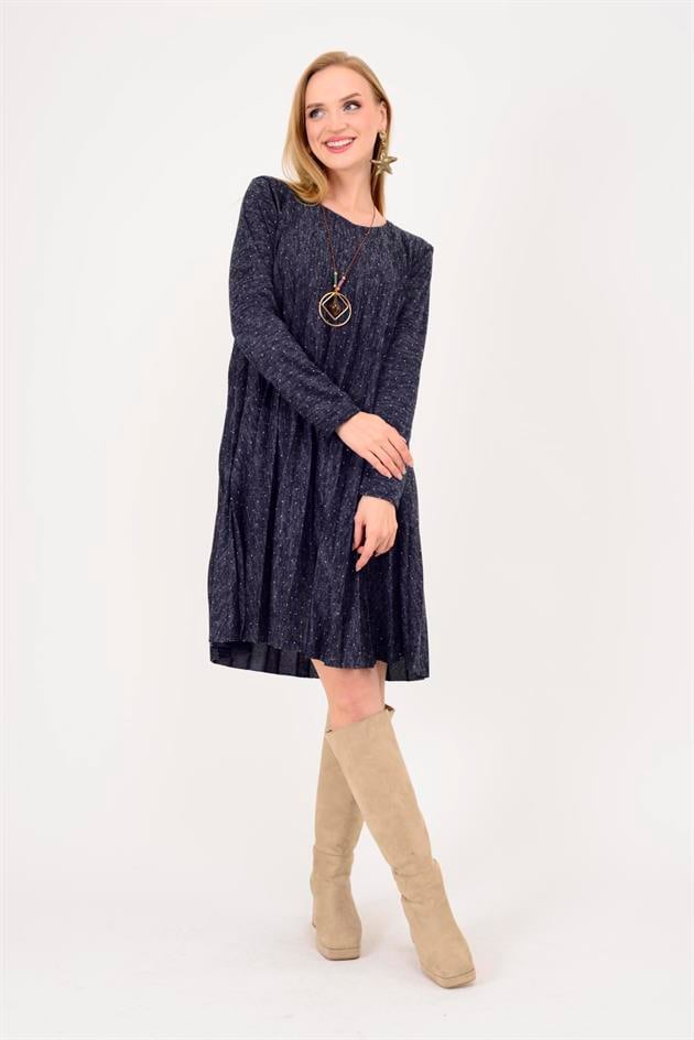 21419 TAŞ DETAYLI MİDİ BOY PİLELİ ELBİSE