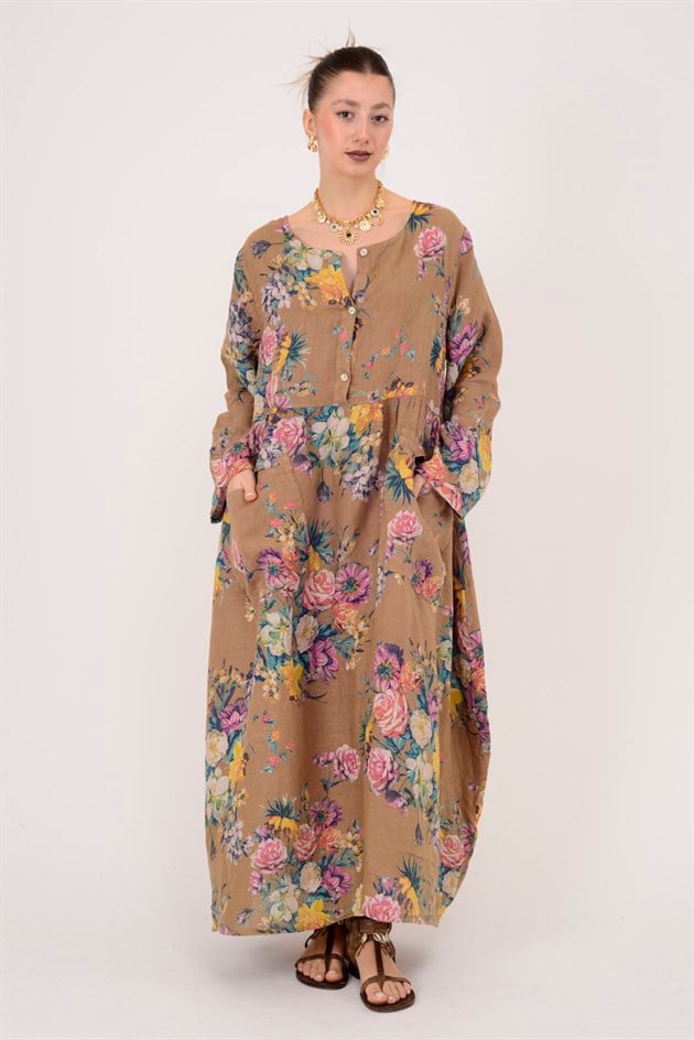 23-10 LOVA SPRING ÇİÇEK DESENLİ ÜÇ DÜĞMELİ KETEN ELBİSE