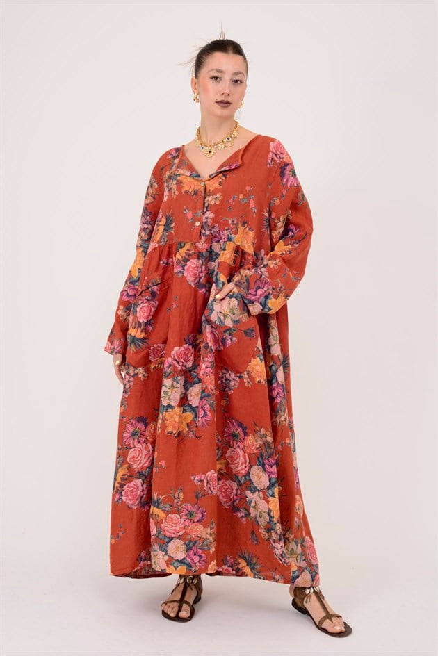 23-10 LOVA SPRING ÇİÇEK DESENLİ ÜÇ DÜĞMELİ KETEN ELBİSE