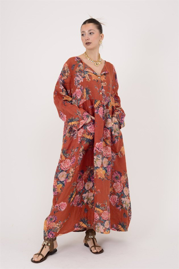 23-10 LOVA SPRING ÇİÇEK DESENLİ ÜÇ DÜĞMELİ KETEN ELBİSE