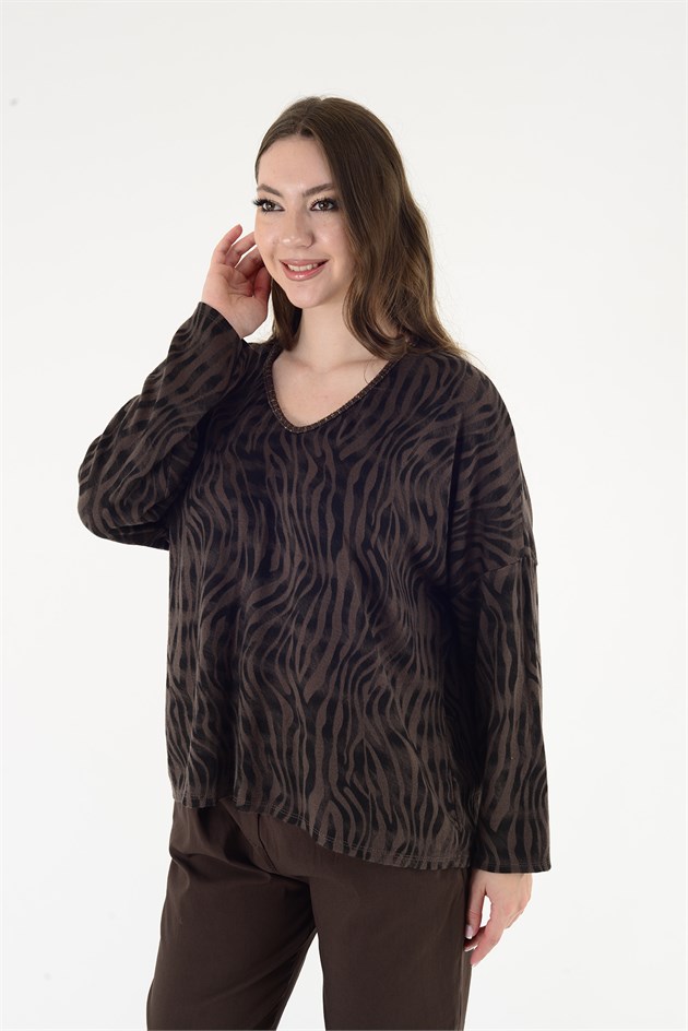 24779 ZEBRA DESEN V YAKA TRİKO BLUZ