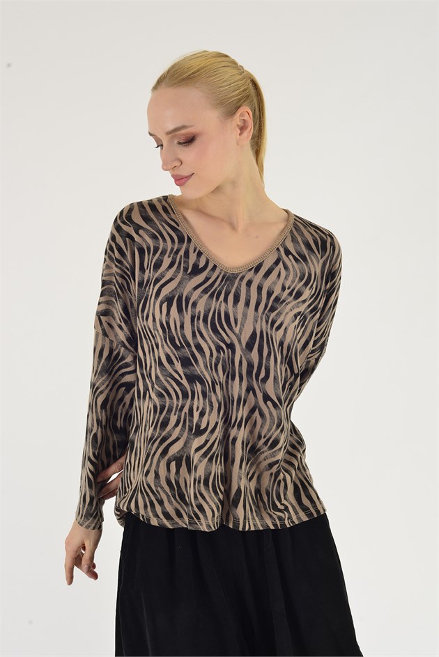 24779 ZEBRA DESEN V YAKA TRİKO BLUZ