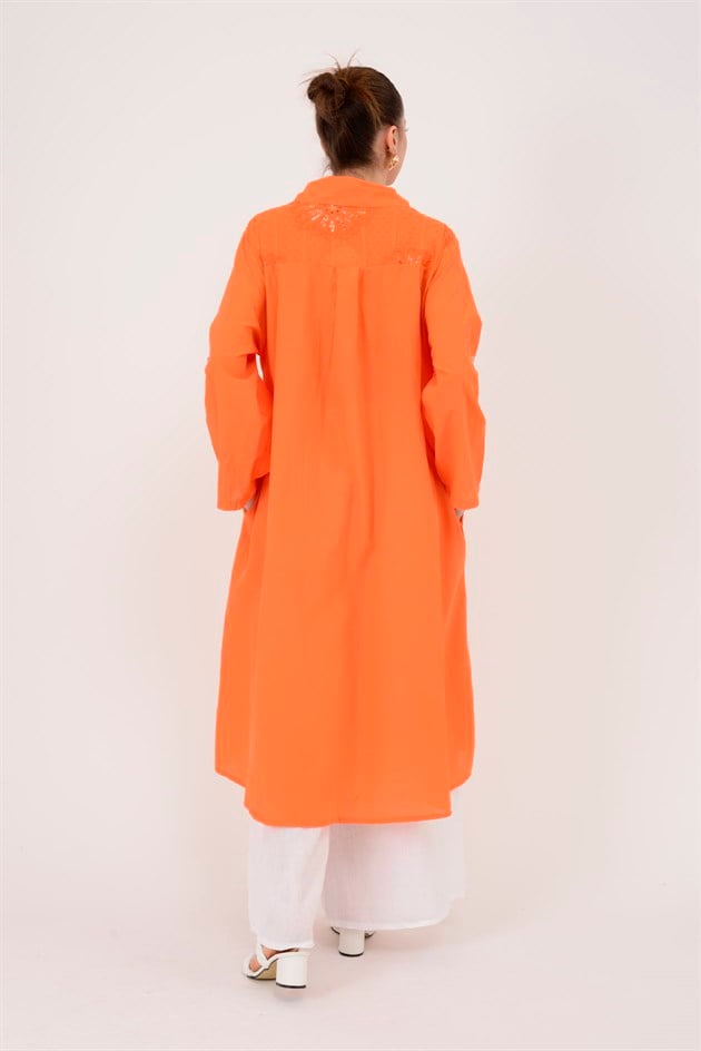 25086 KRİZANTEM ÇİÇEK İŞLEMELİ PAYET DETAYLI GÖMLEK ELBİSE