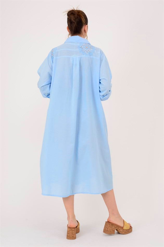 25086 KRİZANTEM ÇİÇEK İŞLEMELİ PAYET DETAYLI GÖMLEK ELBİSE