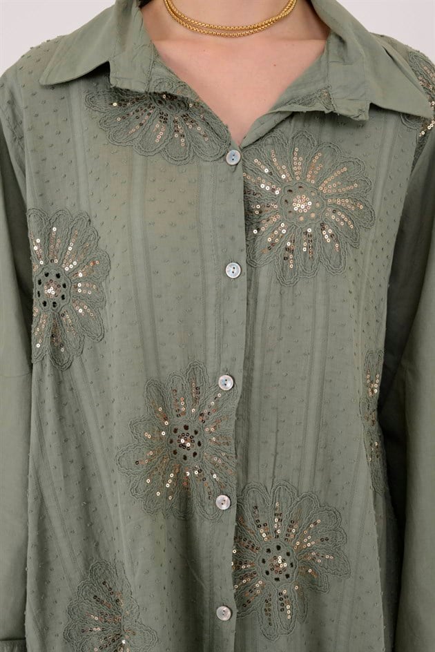 25086 KRİZANTEM ÇİÇEK İŞLEMELİ PAYET DETAYLI GÖMLEK ELBİSE